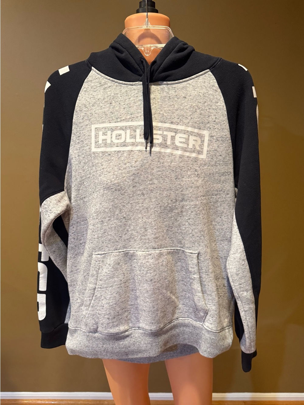 Hollister Men's Gray & Black Logo Pullover Hoodie
